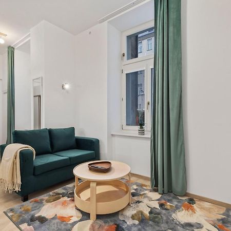Garden Haven Studio In Old Town Bratislava Extérieur photo