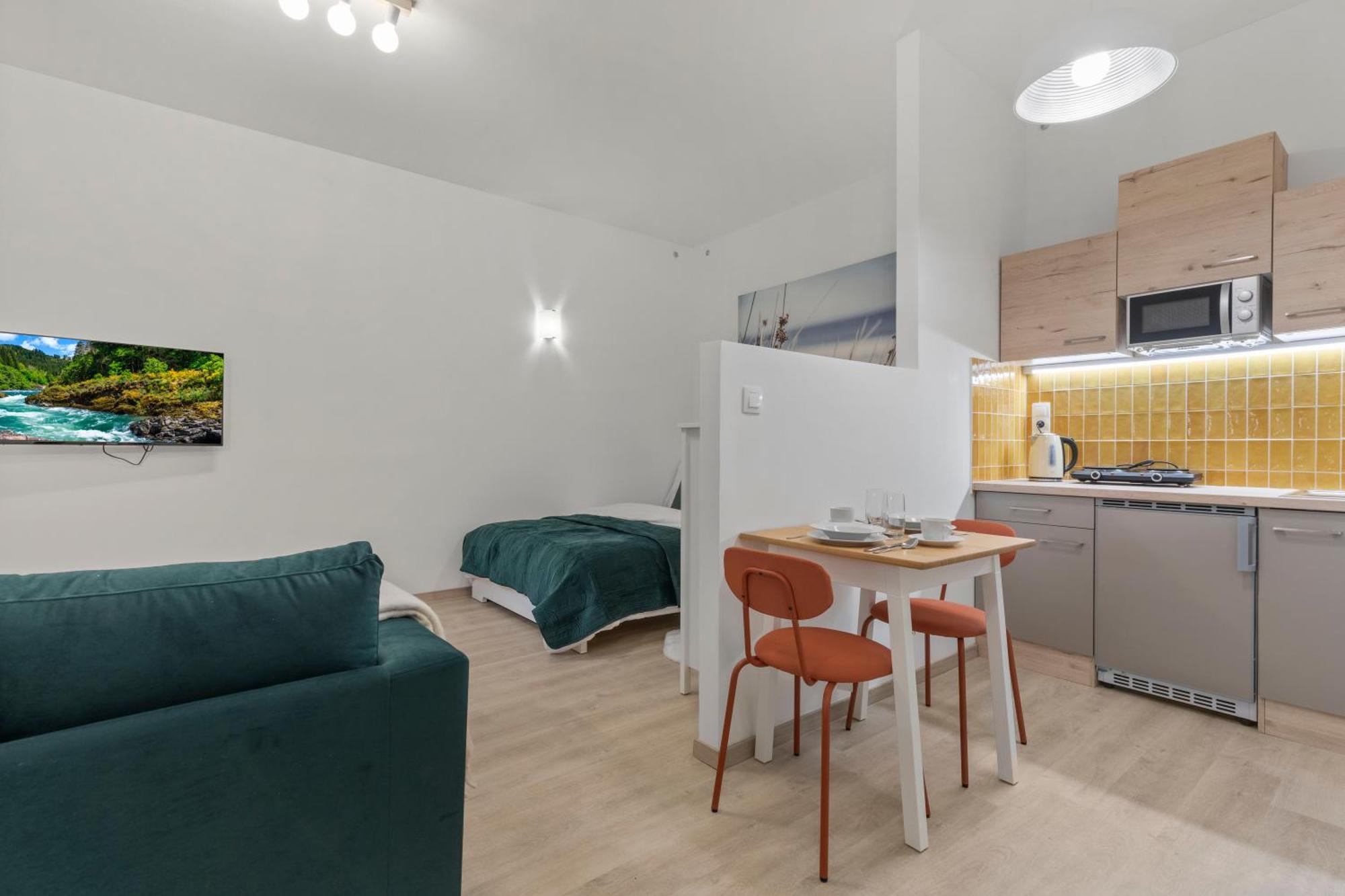 Garden Haven Studio In Old Town Bratislava Extérieur photo